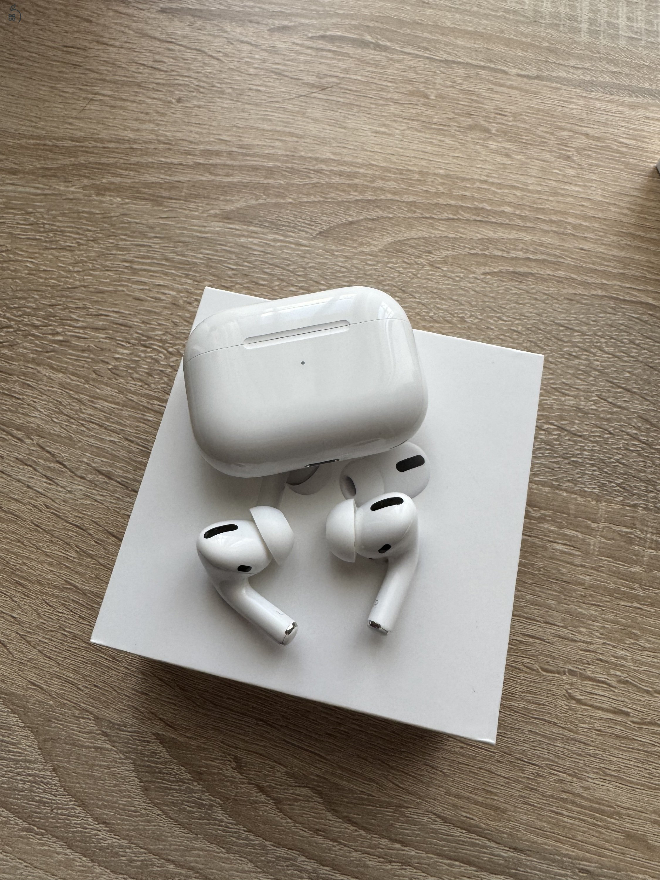 Eladó iPhone 15Pro 128Gb hibátlan állapotban