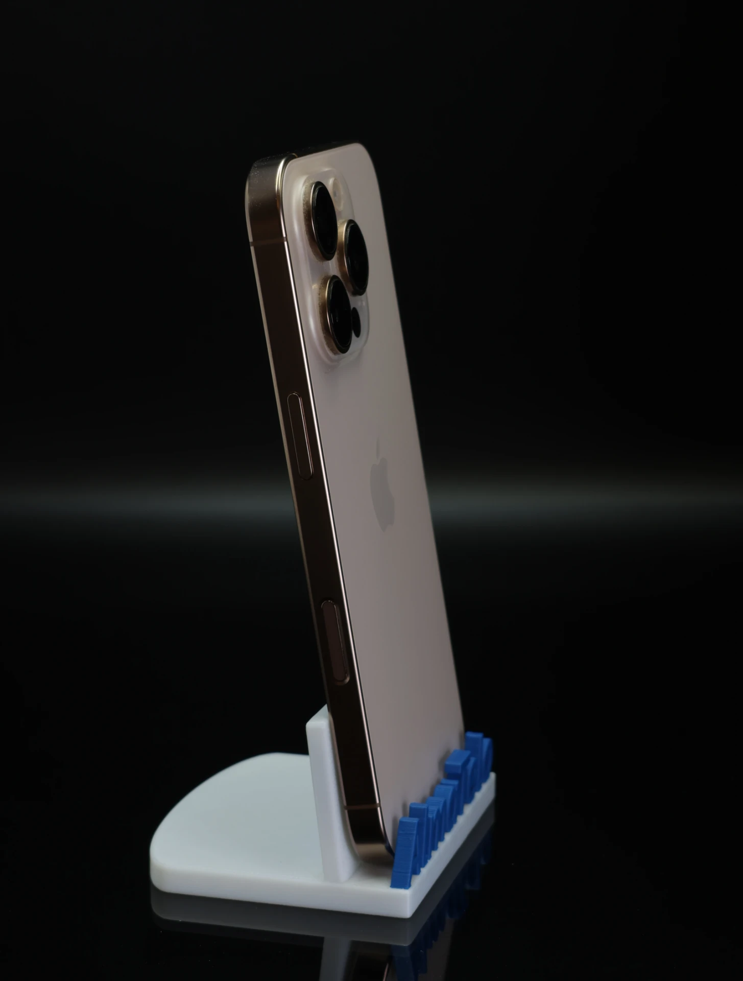 Apple iPhone 16 Pro 128 GB Desert Titanium 92% akku - 12 HÓ GARANCIA