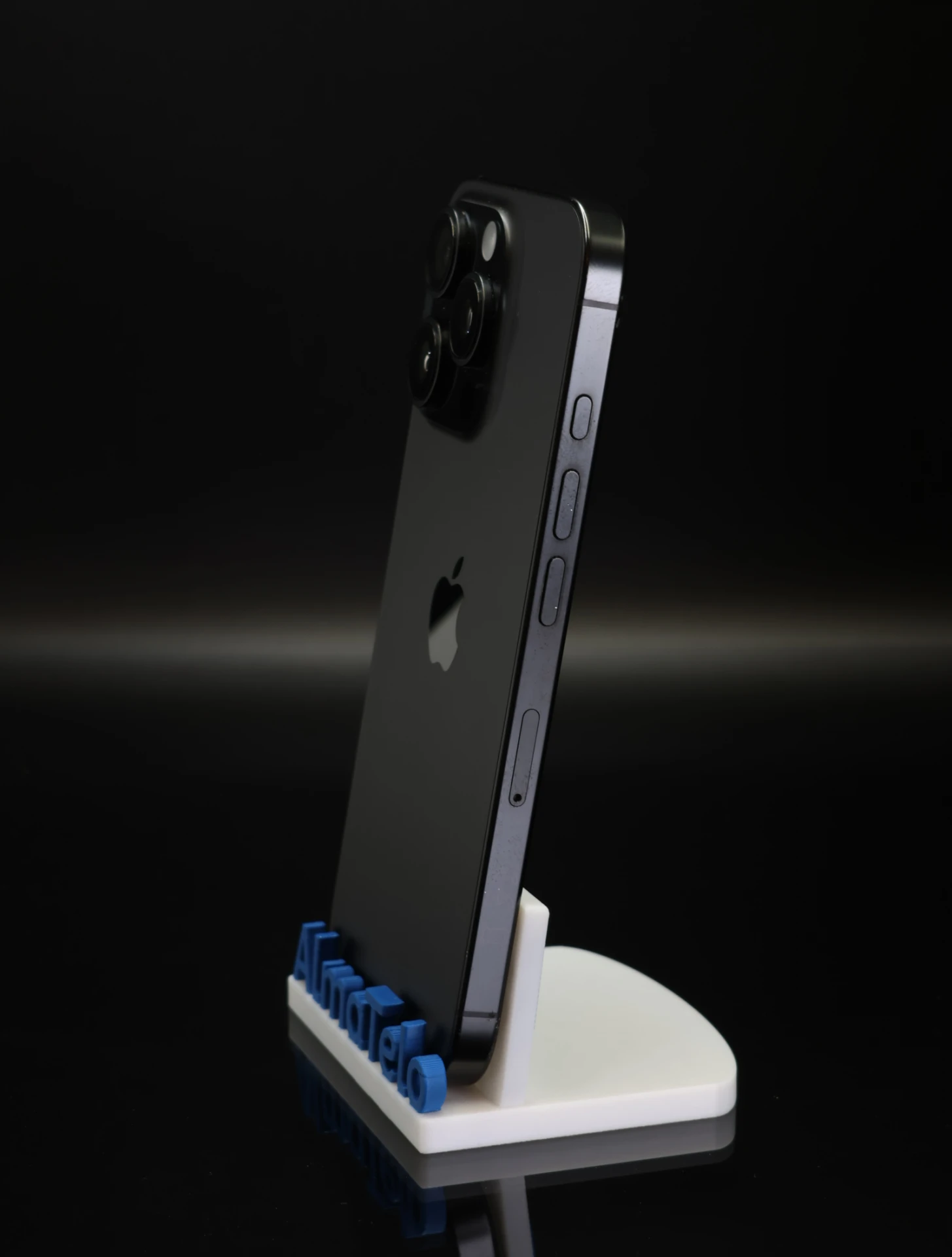 Apple iPhone 16 Pro 128 GB Black Titanium 90% akku - 12 HÓ GARANCIA