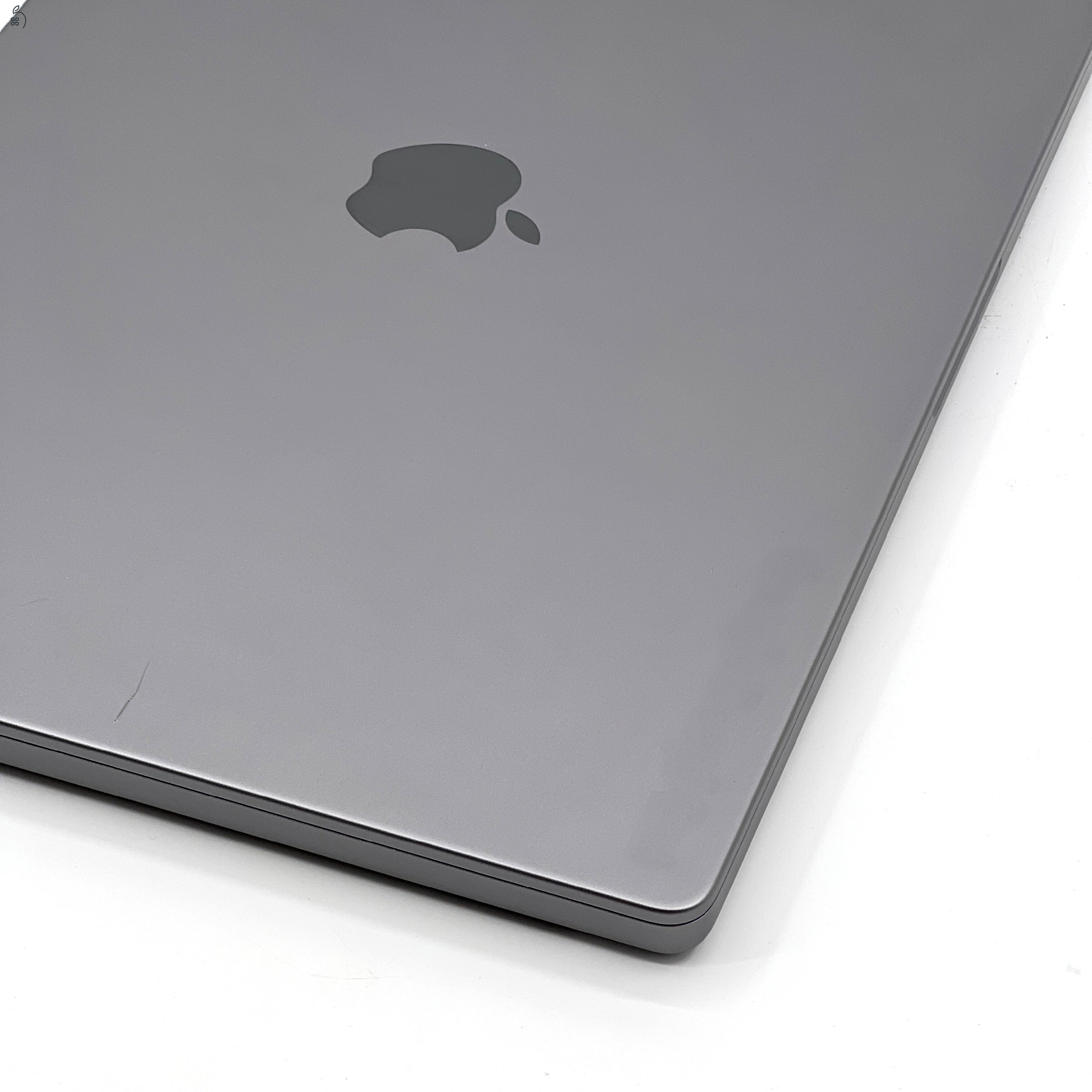 MacBook Pro 16″ 2021, M1 Max 10 Cores, 64 GB RAM, 32 core GPU, 2TB SSD, 27% Áfa, (581AB)