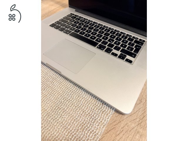 2013 MacBook Pro 15 Retina i7 2.3GHZ 16GB Ram