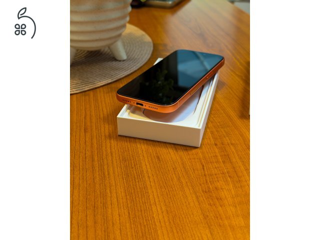Apple iPhone 17 Pro, 256Gb, Kártyafüggetlen, Gyári Állapotú, 1 Év Garancia, 100% Akkumulátor