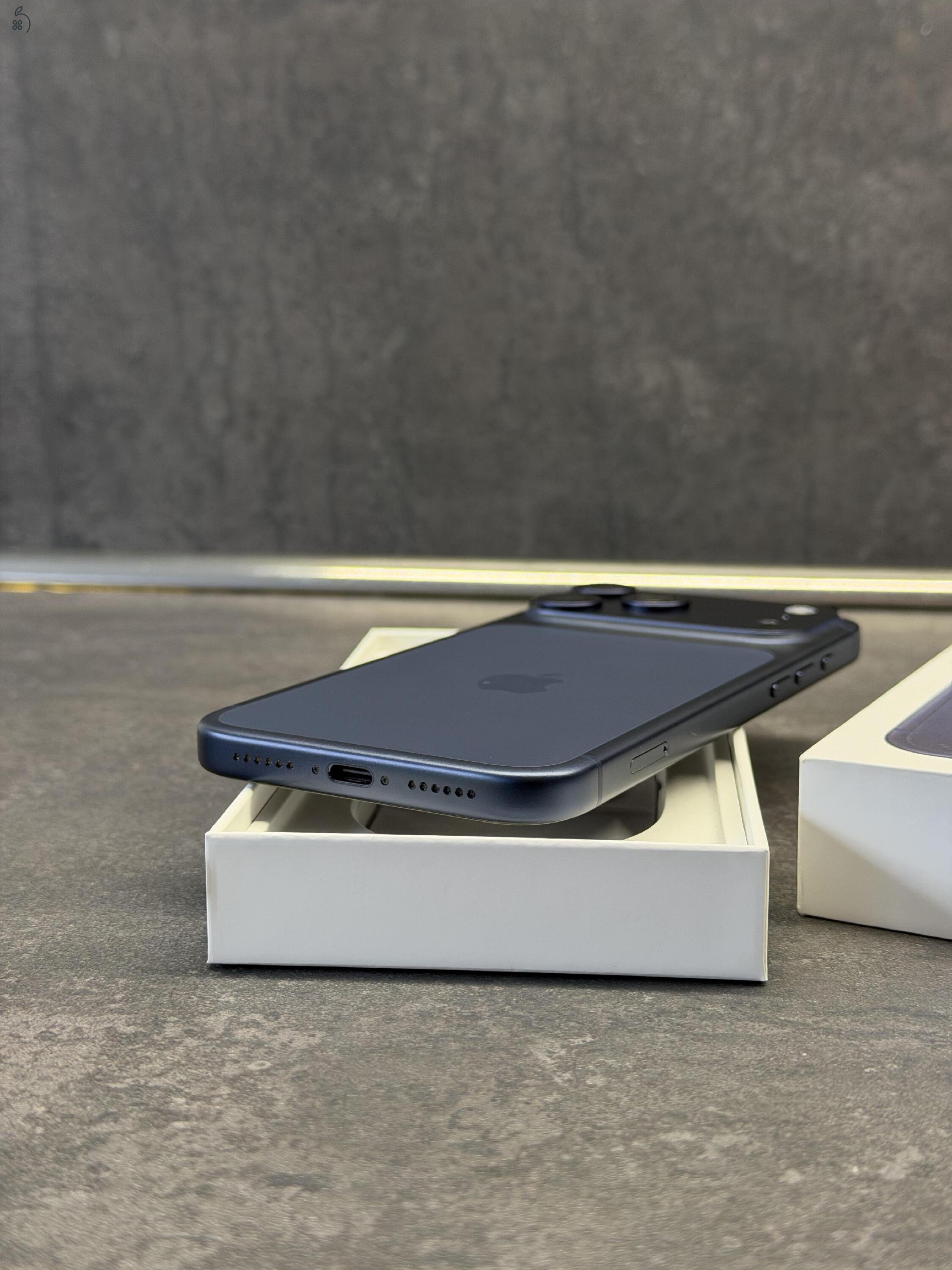 Apple iPhone 17 Pro Max, 256Gb, Gyári Állapotú, 1 Év Garancia, 100% Akkumulátor