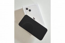 iPhone 13 - 256Gb - Starlight eladó