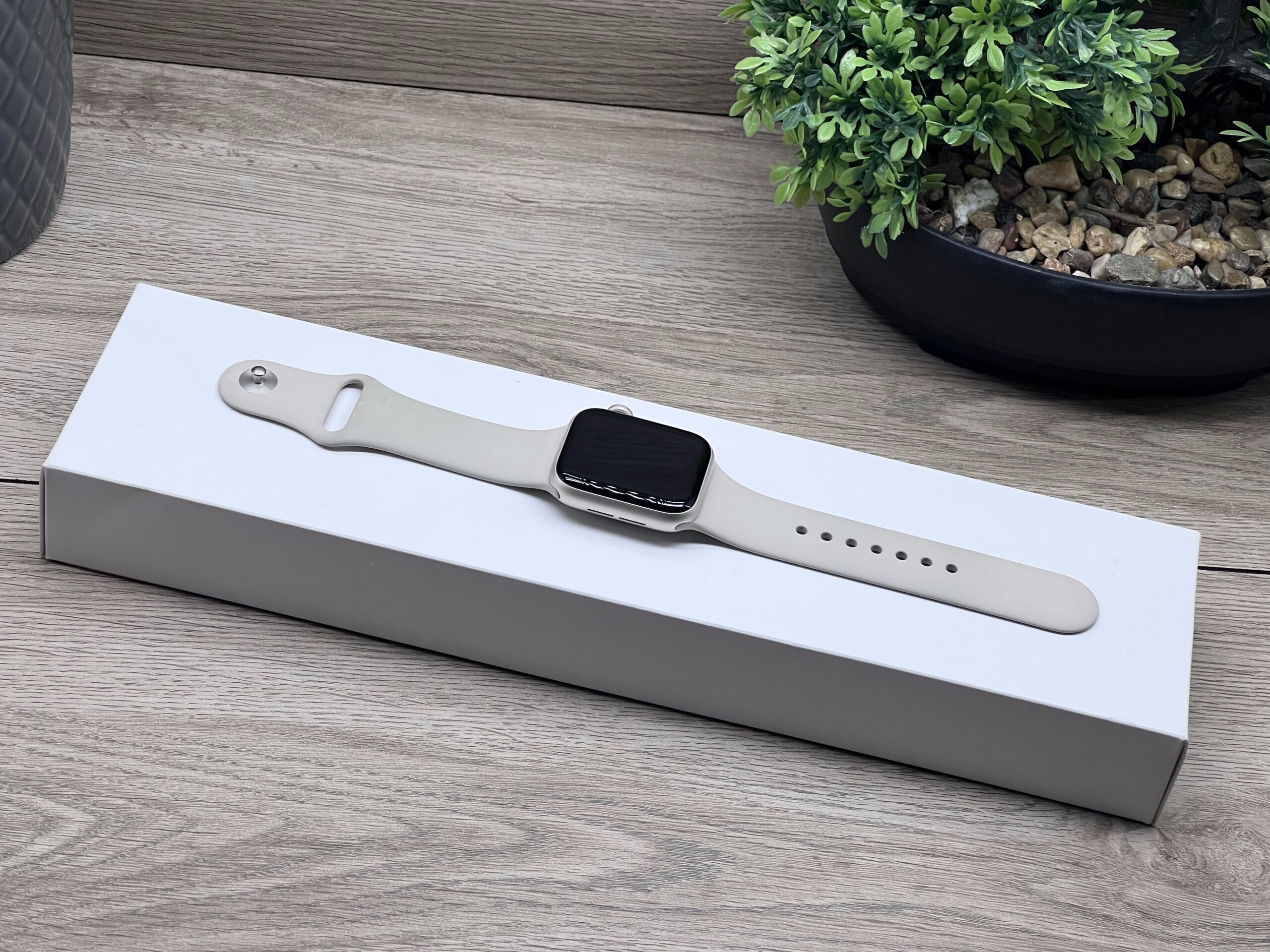 Hibátlan Apple Watch SE2 Starlight 40mm 2 ÉV Garanciával 93%
