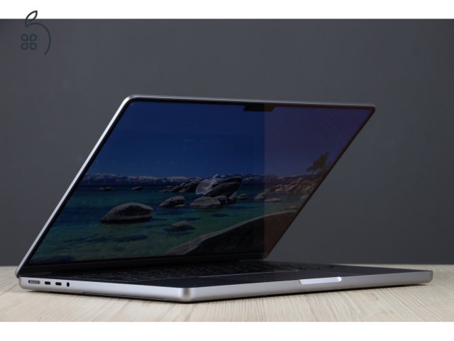 MacBook Pro 14