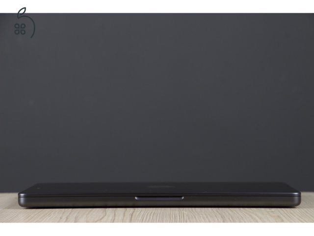  Apple MacBook Pro 14