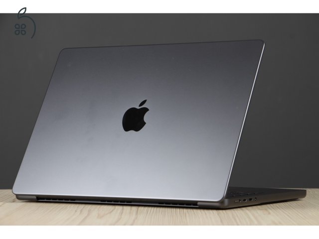  Apple MacBook Pro 14