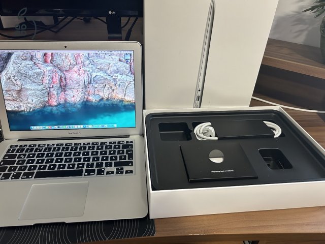MacBookAir7,2