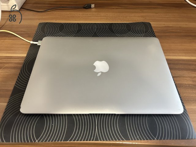 MacBookAir7,2