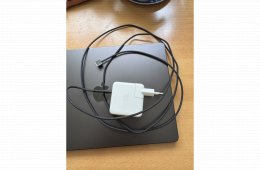 MacBook Pro 14