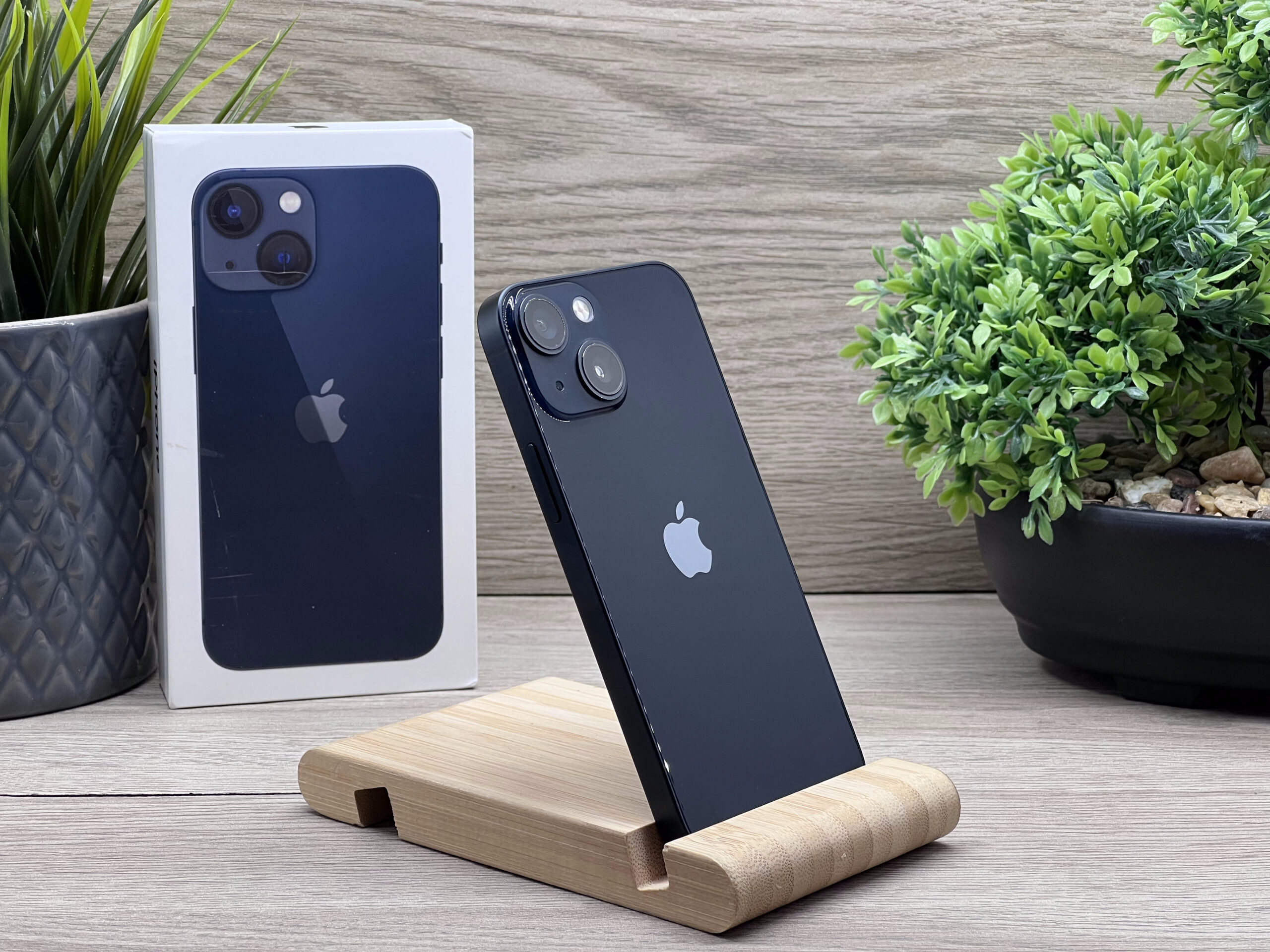 Hibátlan iPhone 13 Mini Midnight 128GB 2 ÉV Garanciával 91%