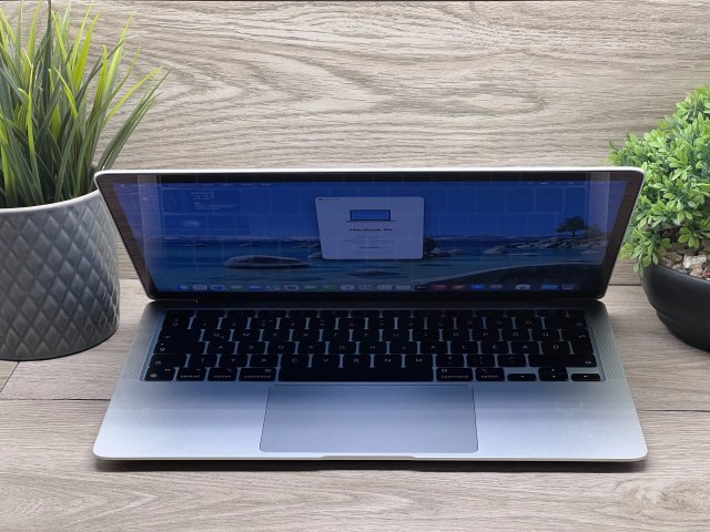 MacBook Air 2020 M1 13” 256GB 8GB 2 ÉV Garanciával Számlával 100%