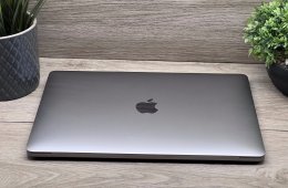 Hibátlan MacBook Pro 2019 i5 13” 256GB 8GB 2 ÉV Garanciával 100%