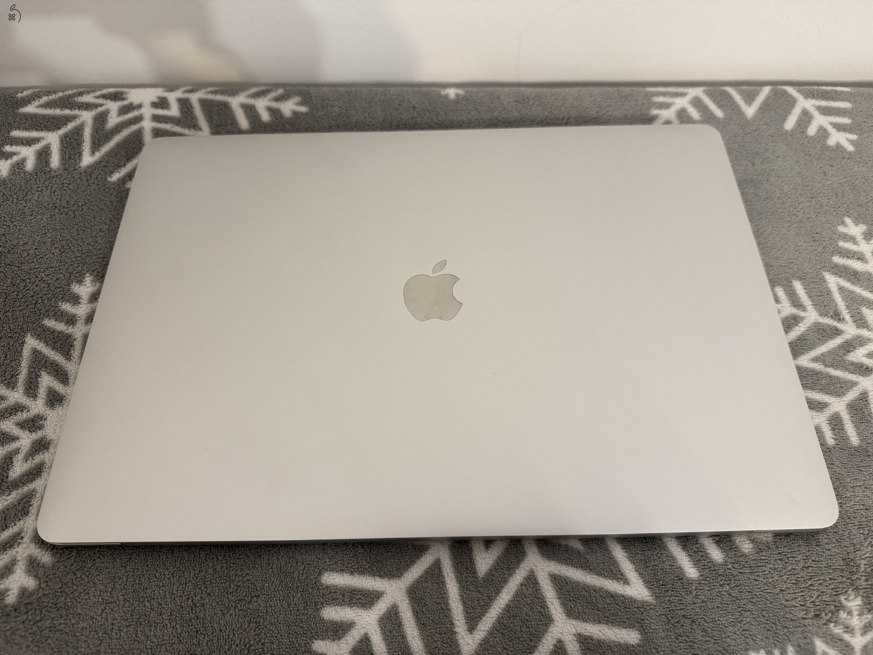 MacBook Pro 16, 2019, i9-9980HK, 32GB, Radeon 5500 4GB