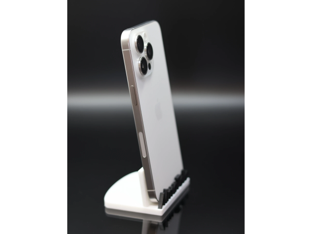 Apple iPhone 15 Pro Max 256 GB White Titanium 100% akku - 12 HÓ GARANCIA
