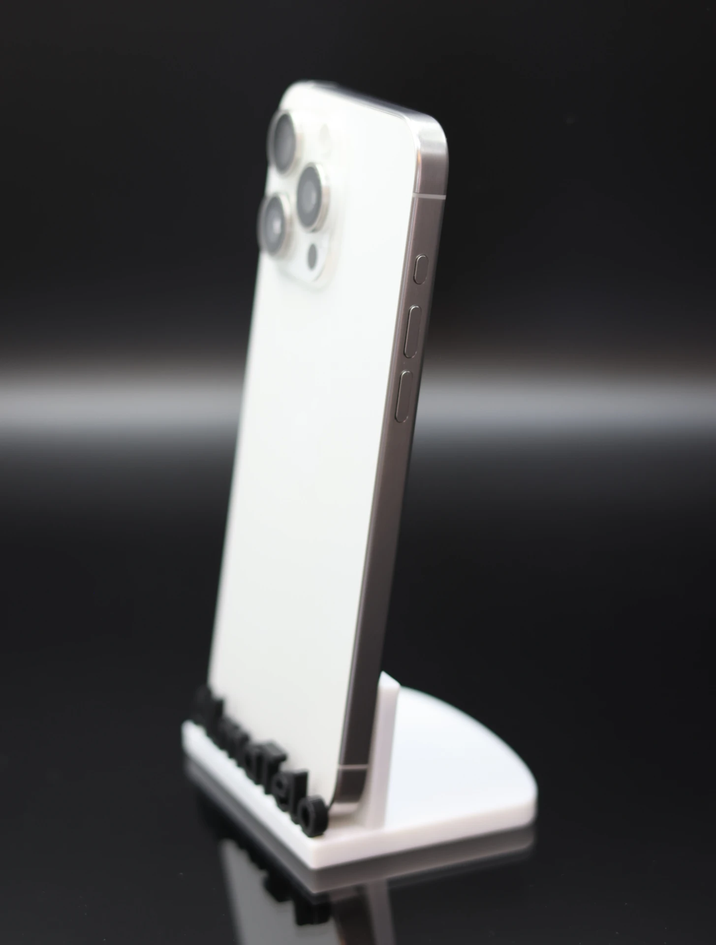 Apple iPhone 15 Pro Max 256 GB White Titanium 100% akku - 12 HÓ GARANCIA