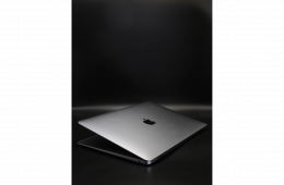 Apple MacBook Air 13″ 2020 M1 256 GB Space Gray akku - 12 HÓ GARANCIA