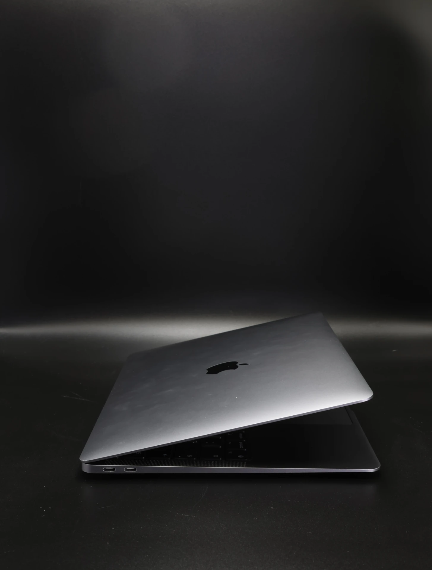 Apple MacBook Air 13″ 2020 M1 256 GB Space Gray akku - 12 HÓ GARANCIA