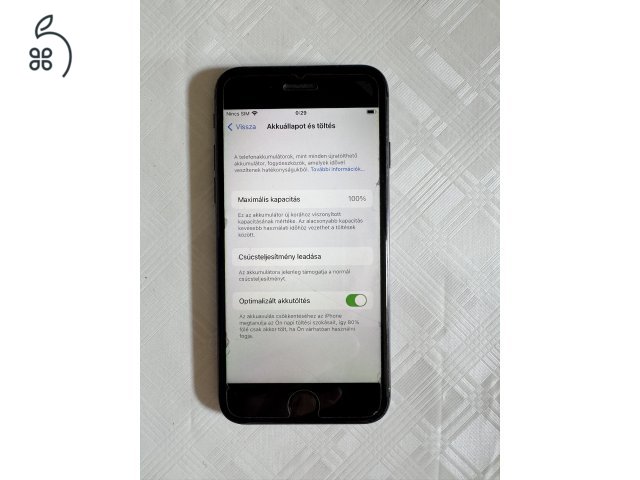 Iphone 8 64Gb 100%-os akksi