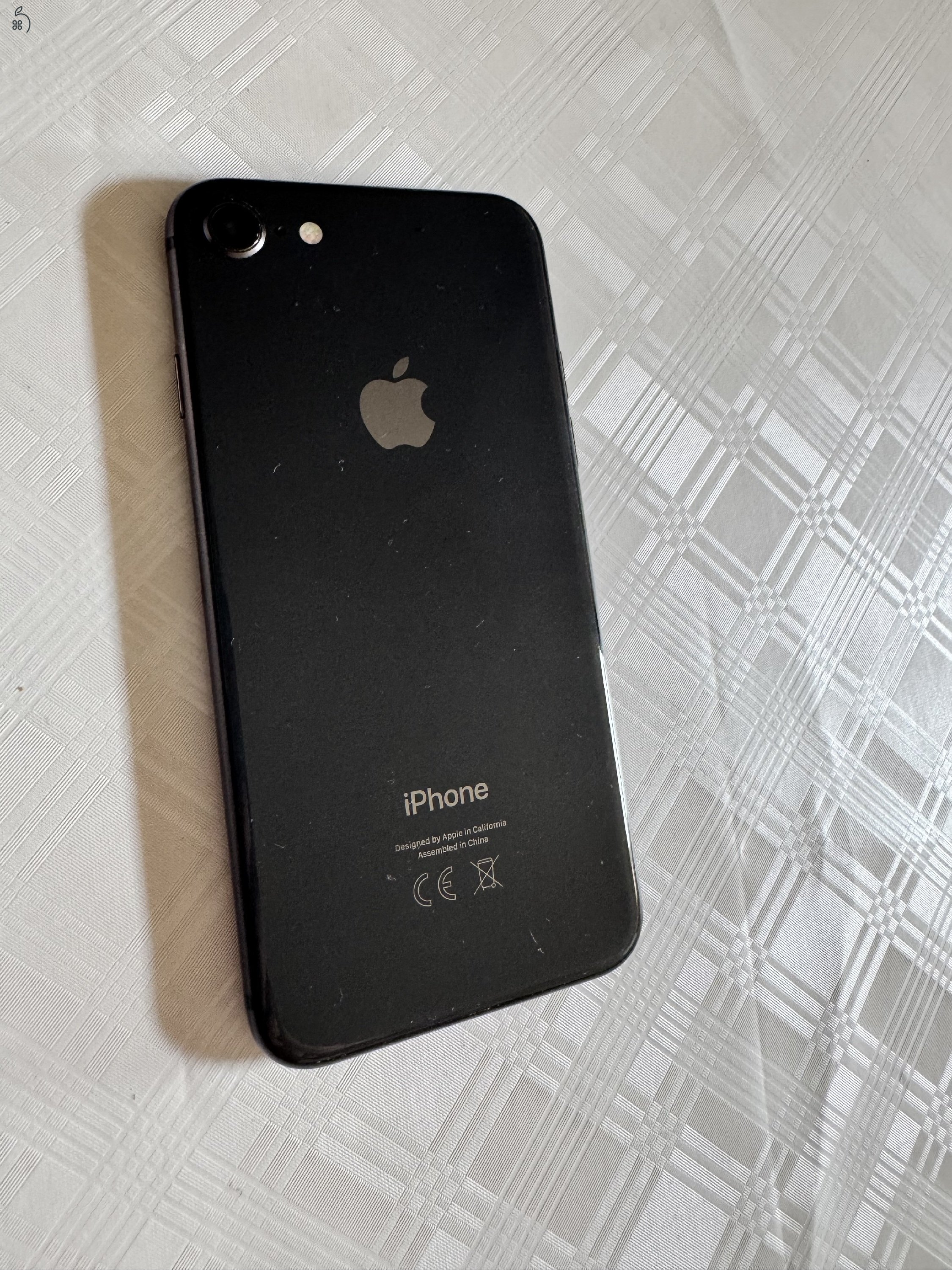 Iphone 8 64Gb 100%-os akksi
