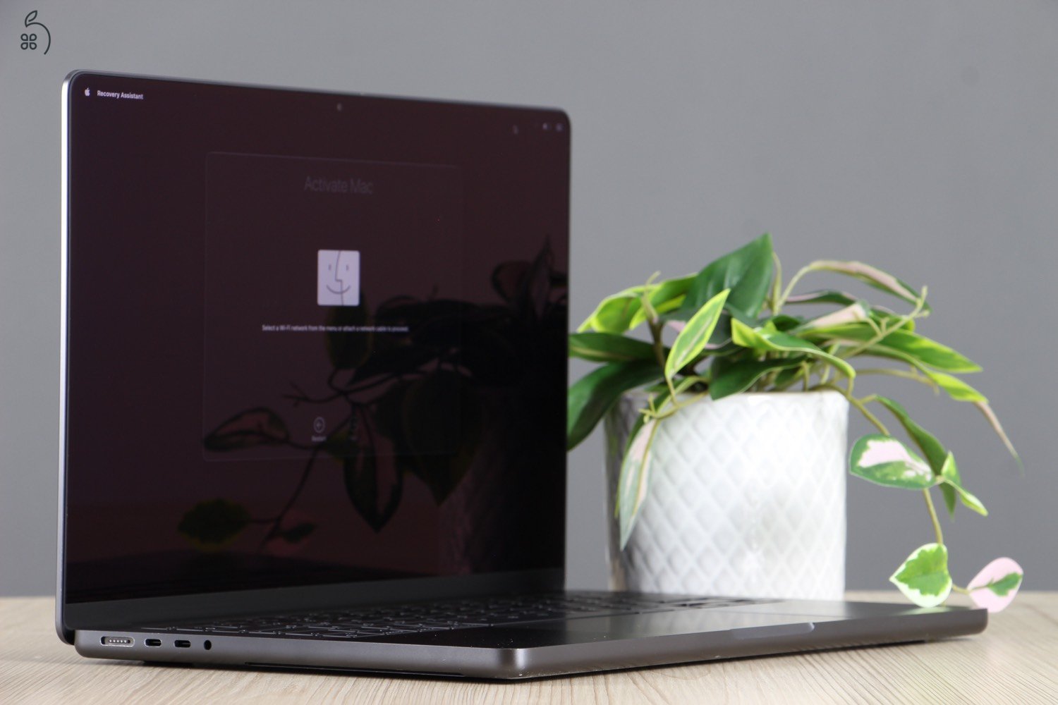 MacBook Pro 14