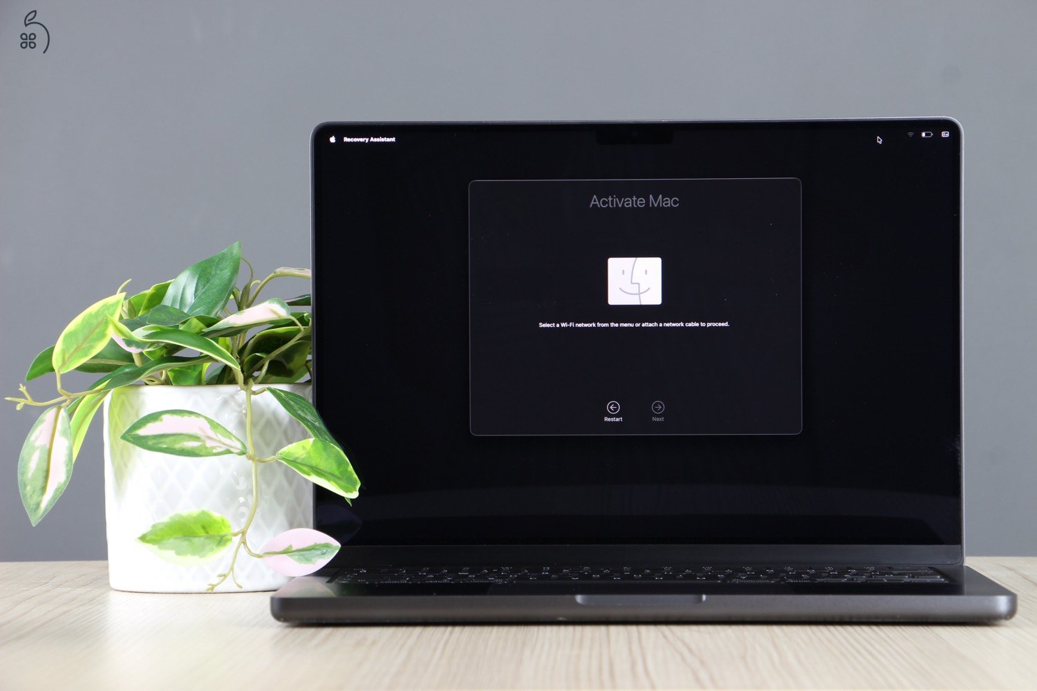 MacBook Pro 14