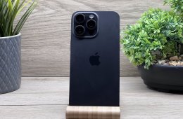 iPhone 15 Pro Max Black Titanium 256GB 2 ÉV Garanciával 90%
