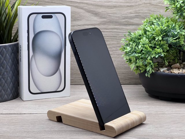 Hibátlan iPhone 15 Black 128GB 2 ÉV Garanciával 90%