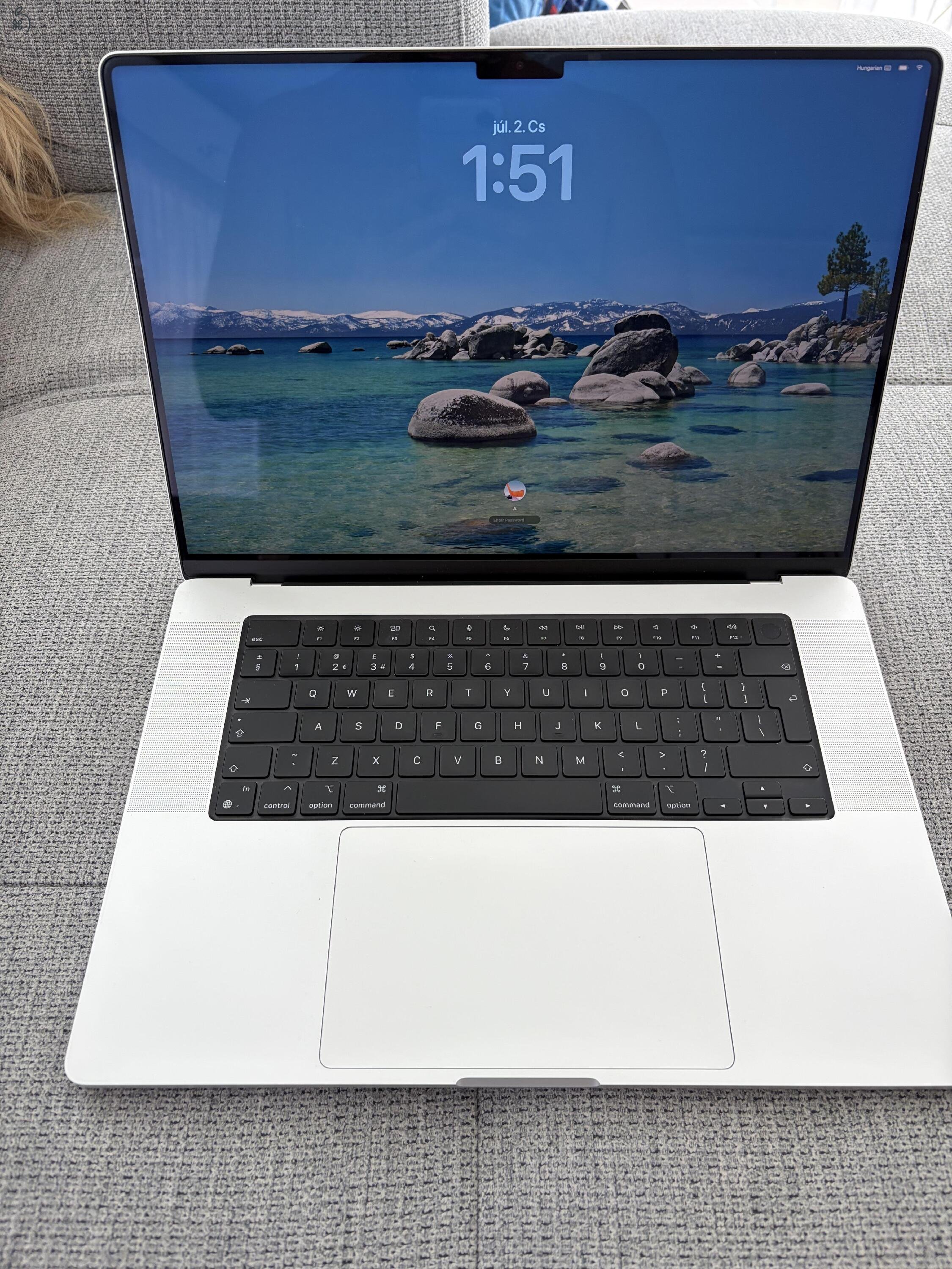 Apple MacBook Pro 16