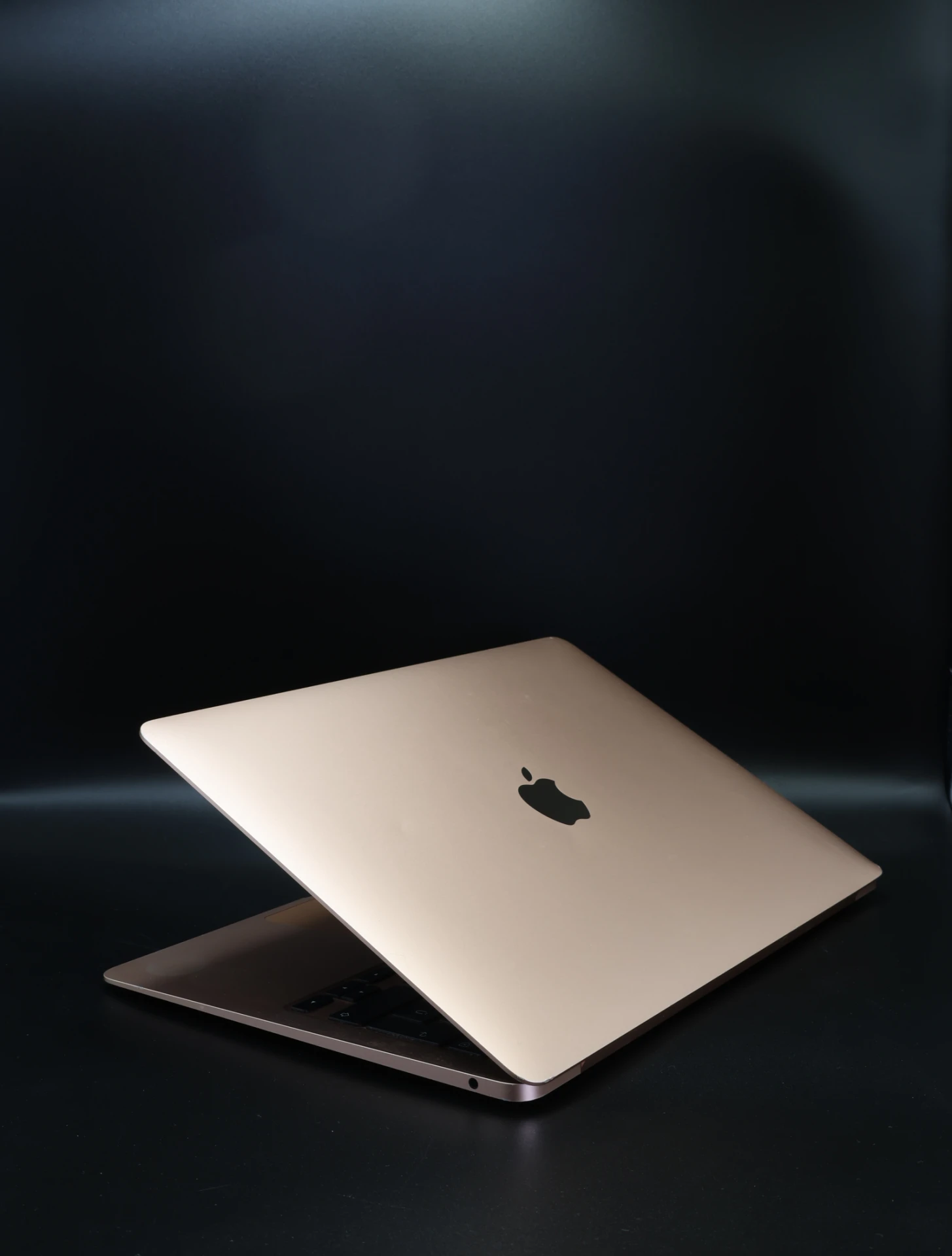 Apple MacBook Air 13″ 2020 i3 256 GB Gold akku - 12 HÓ GARANCIA