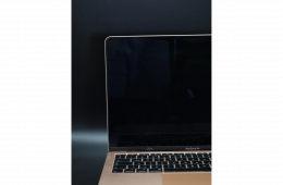 Apple MacBook Air 13″ 2020 i3 256 GB Gold akku - 12 HÓ GARANCIA