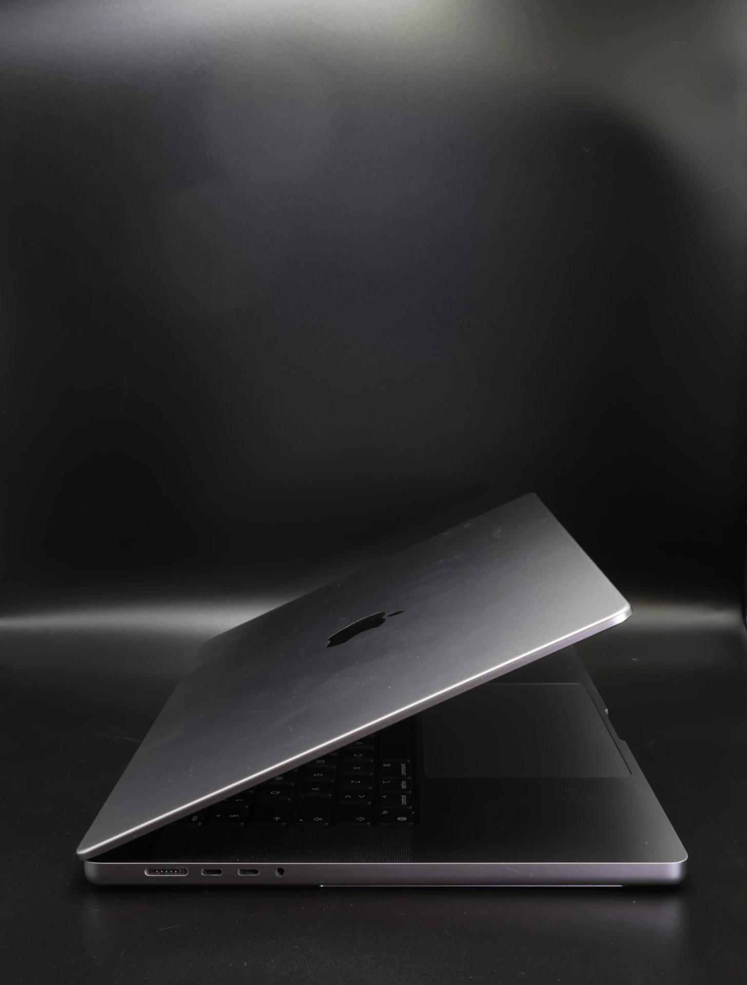 Apple MacBook Pro 16″ 2021 M1 Pro 512 GB Space Gray 92% akku - 12 HÓ GARANCIA