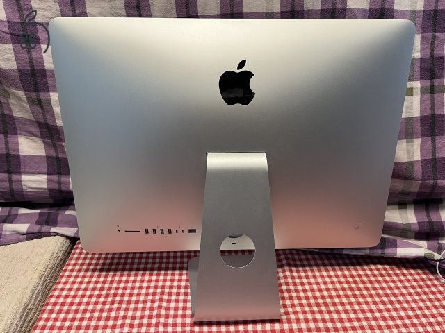 2015 -ös APPLE iMac 21,5