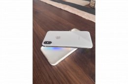 iPhone X 100% akksival eladó