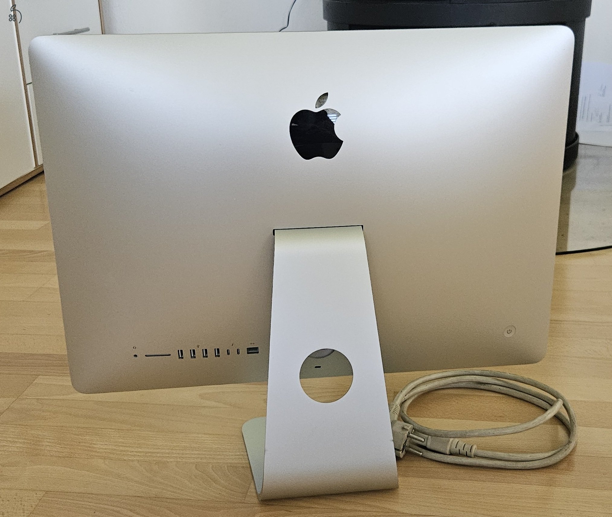 Eladó Apple iMac 21,5