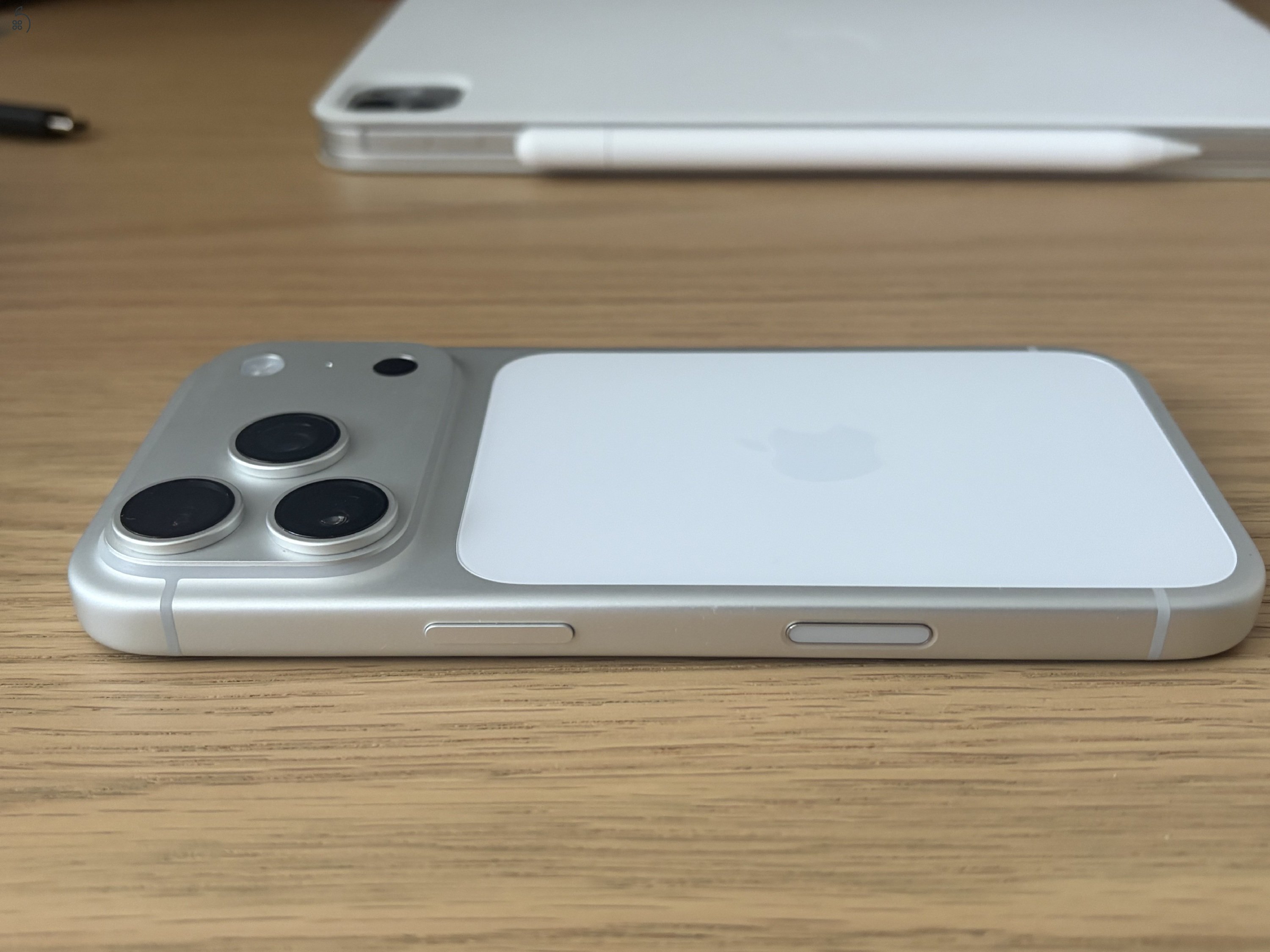 iPhone 17 pro 256 GB tökéletes állapotban