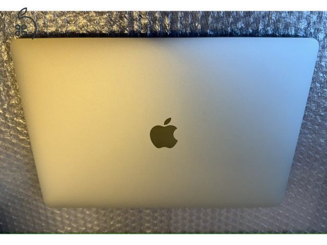 Apple Macbook Pro 13 (2017) I7 16 GB 250GB A1708 Box (Magic opciók)