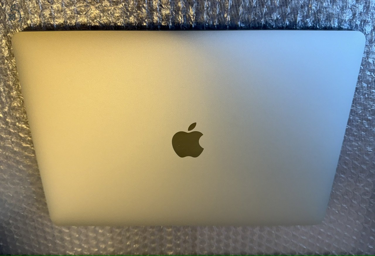 Apple Macbook Pro 13 (2017) I7 16 GB 250GB A1708 Box (Magic opciók)