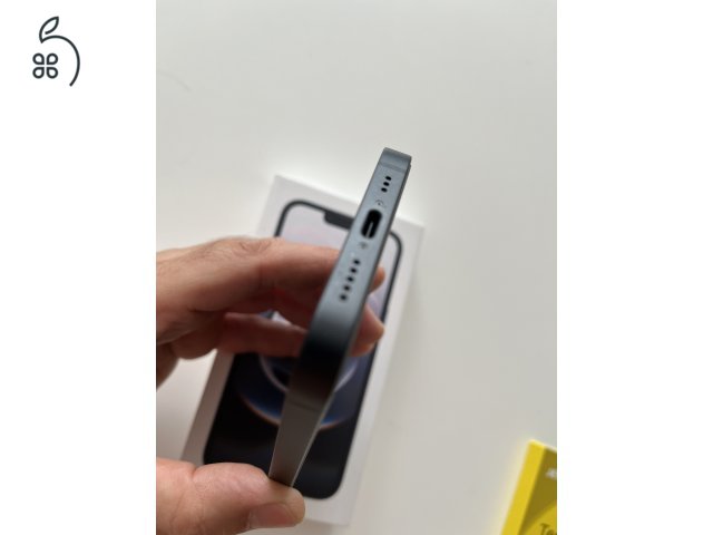 iPhone 16e 128GB Makulátlan! Akku 100%!