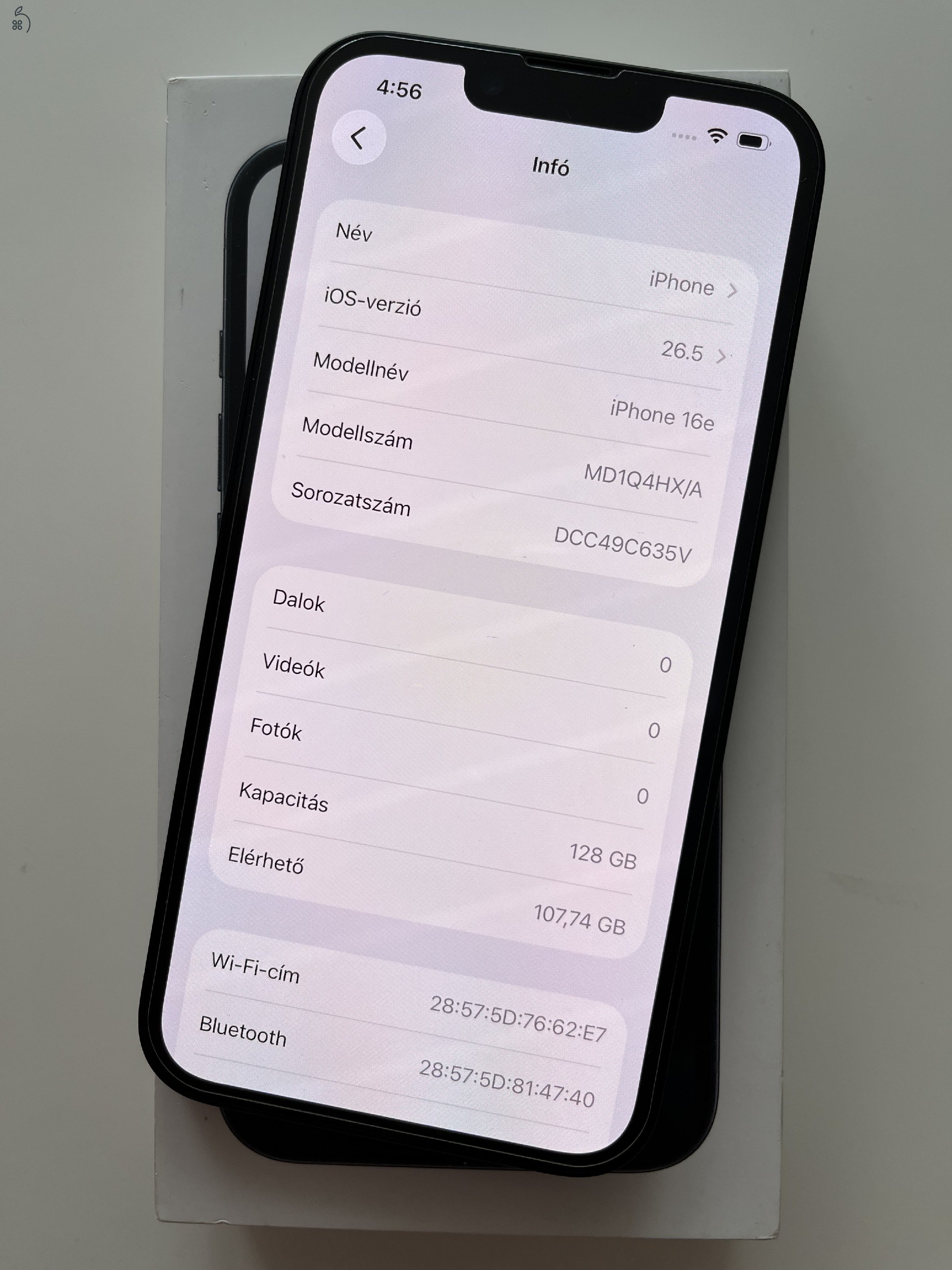 iPhone 16e 128GB Makulátlan! Akku 100%!