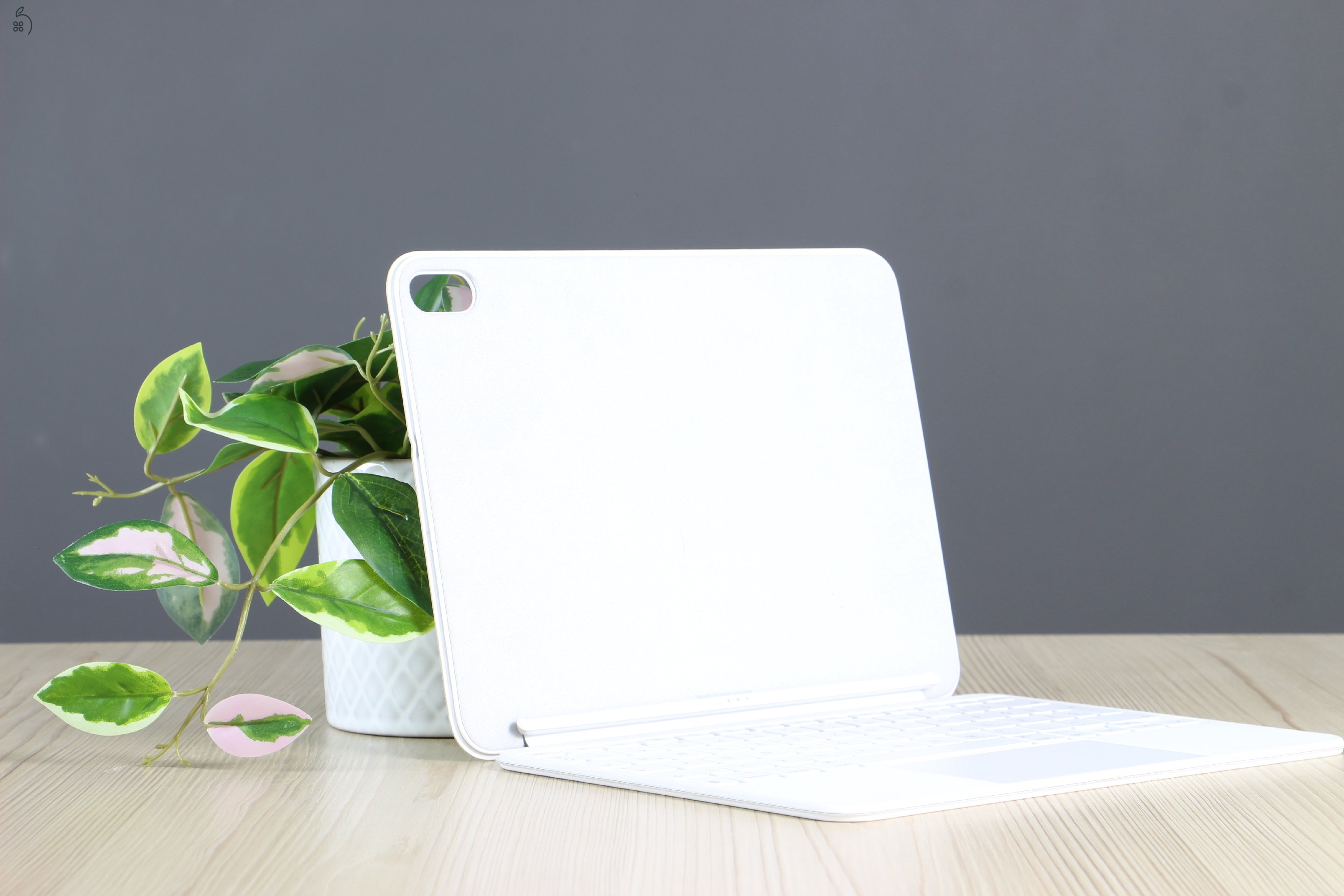 Magic Keyboard Folio iPad 10.gen. HUN A+ US-8228