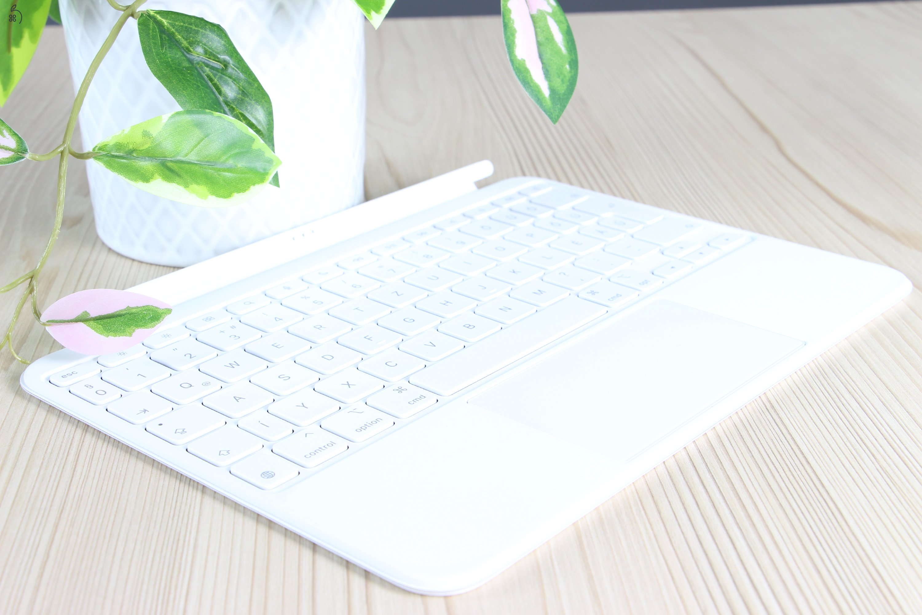 Magic Keyboard Folio iPad 10.gen. HUN A+ US-8228