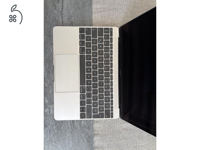 Apple MacBook Retina 12” (2017) – 8GB RAM, 256GB SSD, szép állapot