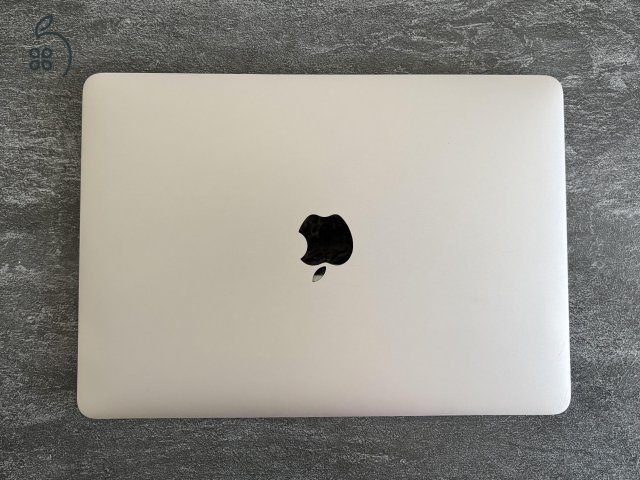 Apple MacBook Retina 12” (2017) – 8GB RAM, 256GB SSD, szép állapot