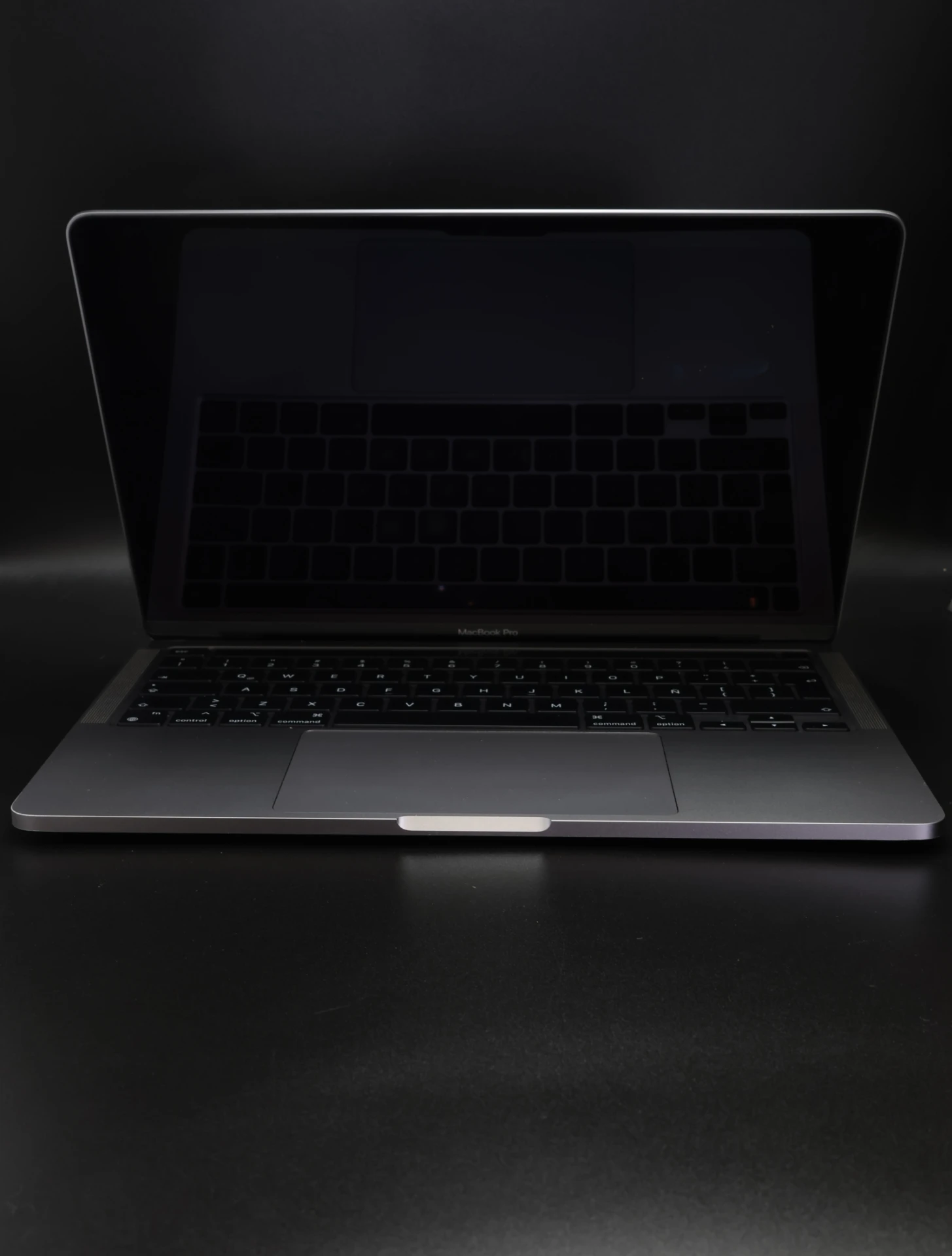 Apple MacBook Pro 13″ 2020 M1 256 GB Space Gray 89% akku - 12 HÓ GARANCIA