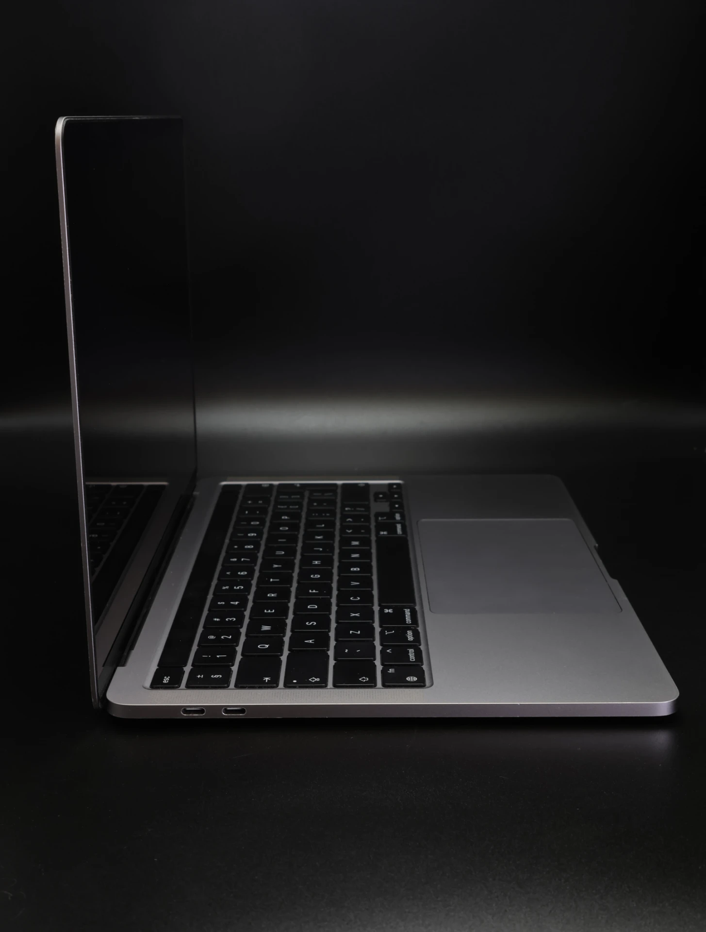 Apple MacBook Pro 13″ 2020 M1 256 GB Space Gray 87% akku - 12 HÓ GARANCIA