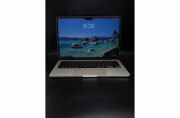 Apple MacBook Air 13″ 2022 M2 256 GB Starlight 100% akku - 12 HÓ GARANCIA