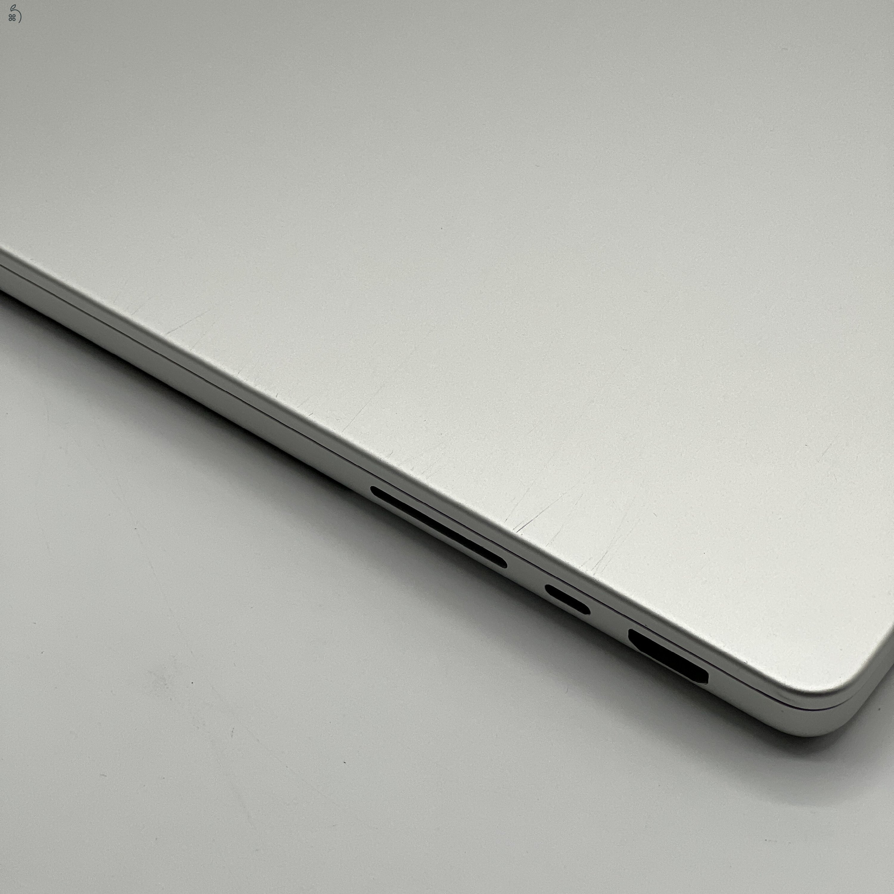 MacBook Pro 14″ 2021, M1 Pro 8 core, 16 GB RAM, 14 core GPU, 512 GB SSD, USA Bill 27% Áfás, 451AB