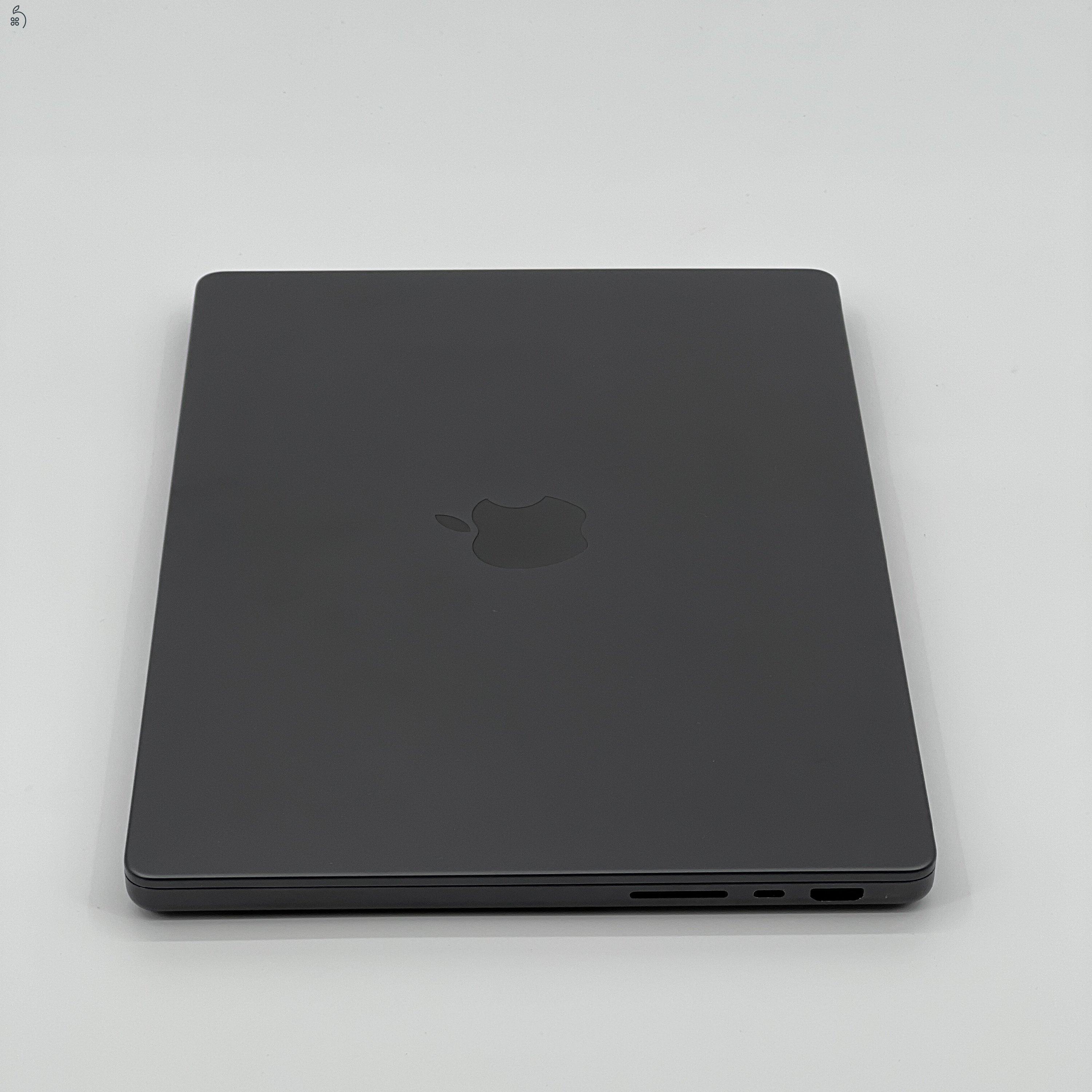 MacBook Pro 14